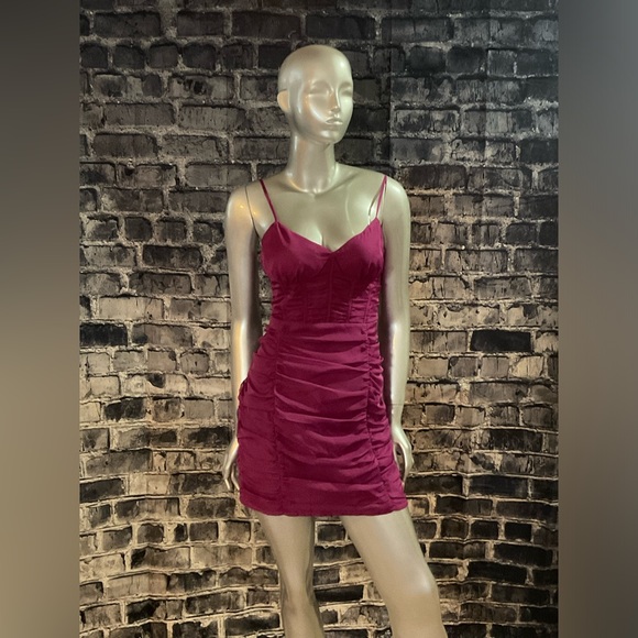 Fuschia Ruched Party Mini Dress - Picture 6 of 6